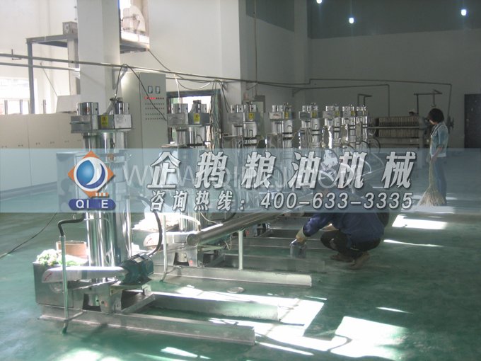 芝麻油壓榨處理設(shè)備，企鵝牌液壓榨油機(jī)勇于創(chuàng)新生產(chǎn)效率高(圖5)